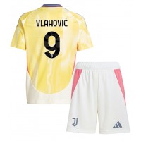 Juventus Dusan Vlahovic #9 Vieras Peliasu Lasten 2024-25 Lyhythihainen (+ Lyhyet housut)